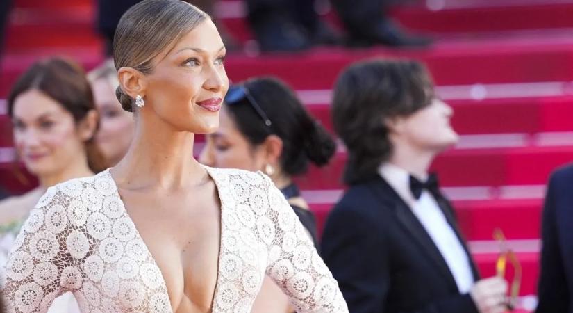 Cannes új királynője? – Bella Hadid szexi fürdőruhában lopta el a show-t
