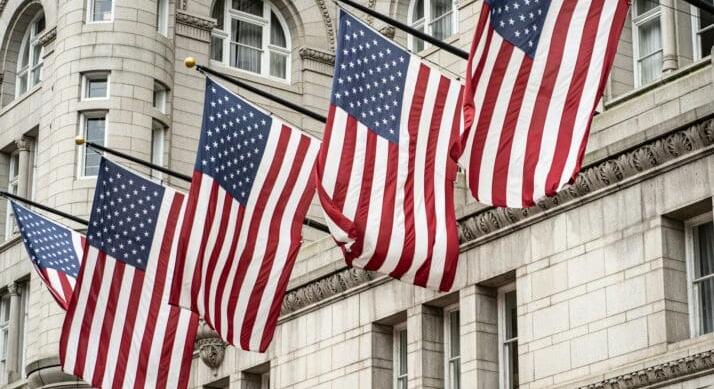 Amerikai tőzsde Május 22. – Pozitívan indult a kontinens , az új Fed elnököt ma iktatják be