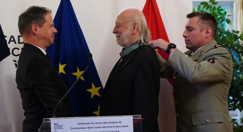 Francia művészeti érdemrenddel tüntették ki Krasznahorkai Lászlót