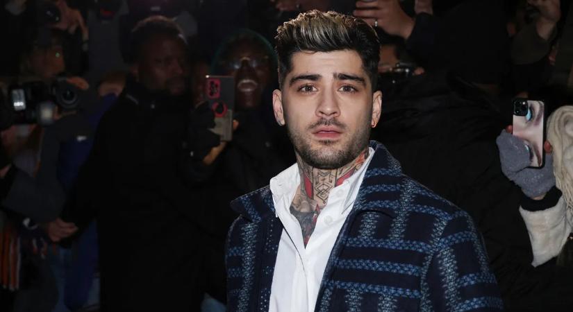Zayn Malik visszatérése botrányba fulladt: Megdobálták a rajongók Londonban