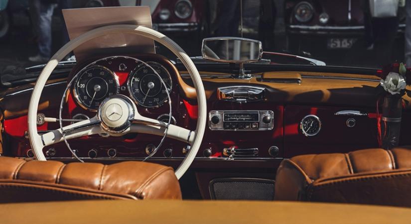 Lotus Retro veteránautó-szépségverseny Hévízen