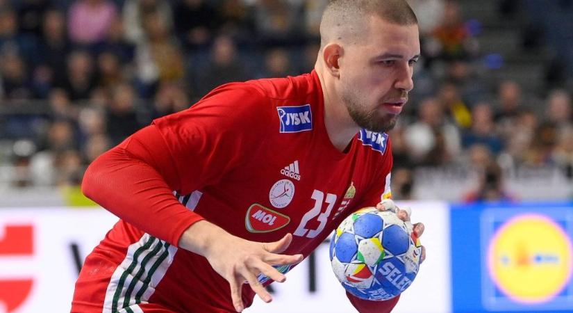 „Chema nem volt velem korrekt” – Máthé Dominik nem érti, miért nem játszhatott a szerbek elleni vb-selejtezőkön