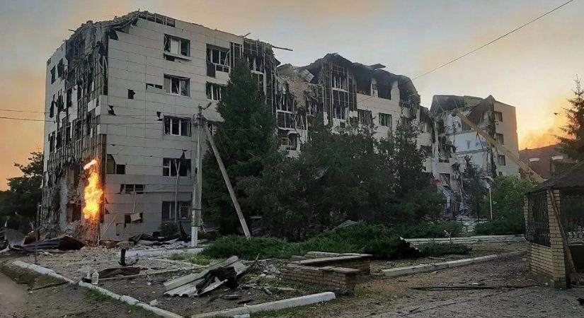 Kollégiumot támadtak az ukránok Luhanszkban: 6 halott – Putyin megtorlást követel