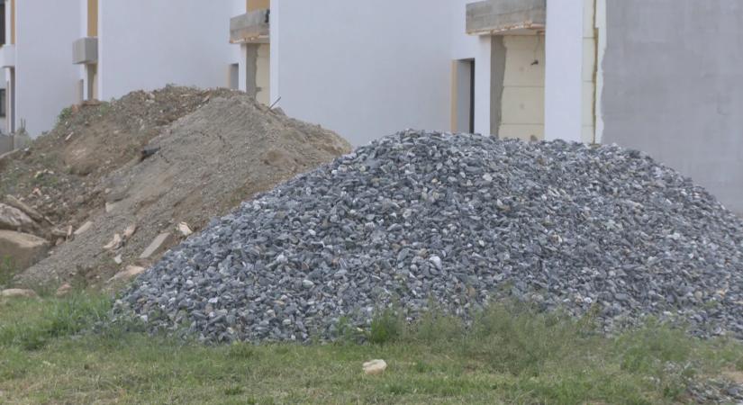 Nem jön több azbesztes kavics Ausztriából