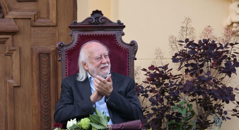 Történelmi pillanat: Krasznahorkai László Szeged díszpolgára lett