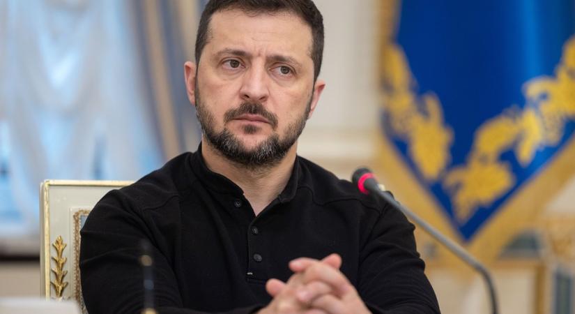 Volodimir Zelenszkij: az ukrán erők csapást mértek egy orosz olajfinomítóra 700 kilométerre a határtól