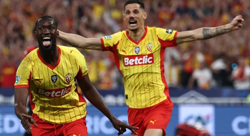 Története során először Francia Kupa-győztes a Lens