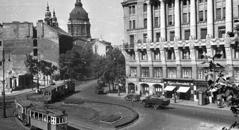 Ilyen volt Budapest 75 éve – újabb kvíz, újabb fővárosi terek régi képeken