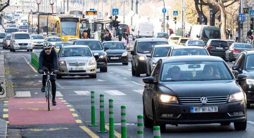 Kevesebb autó közlekedhet majd Budapest belsejében