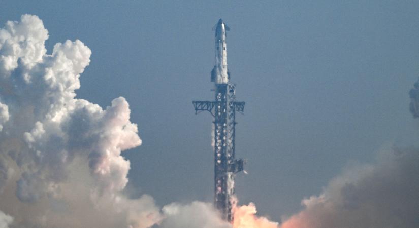 A SpaceX sikeresen kilőtte az új generációs Starship rakétát