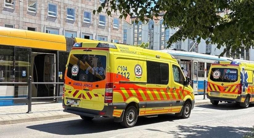 Drámai pillanatok: fényes nappal, a nyílt utcán mentett életet a nap hőse Debrecenben!