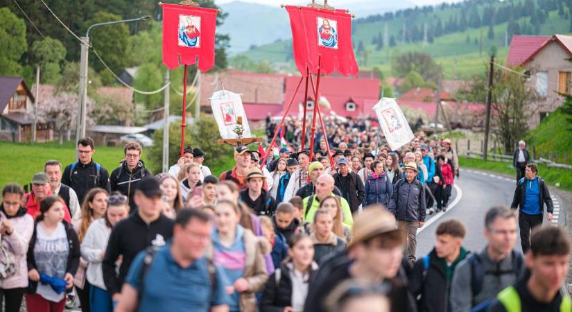 Pünkösd: országszerte megkezdődnek az ünnepi misék és istentiszteletek