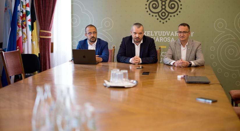 Együtt „okosodik” Székelyudvarhely és Gyergyószentmiklós