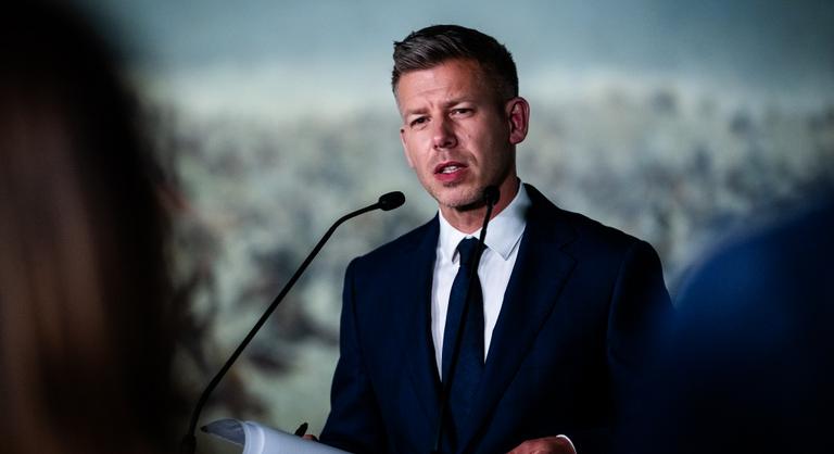 Magyar Péter: Balog Zoltán vette rá Novák Katalint, hogy megkegyelmezzen a pedofilsegítőnek