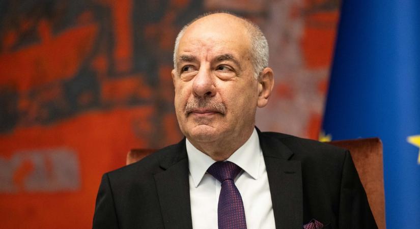 Elhagyta az országot Sulyok Tamás, feltételezések szerint erre tart