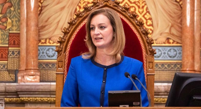 Forsthoffer Ágnes arra kéri a távozó képviselőket, ajánlják fel jótékony célra a végkielégítésüket