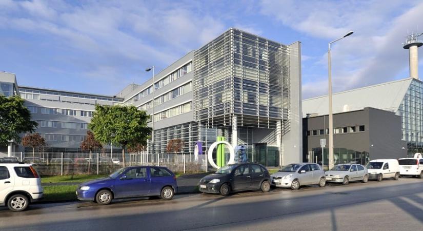 Már nincsenek tiltások a közmédiában – állítja az MTI egyik szerkesztője