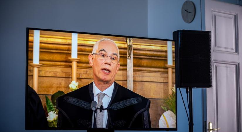 Vidéki prókátor: Sok kártékony figurája volt ennek a görénykurzusnak, de Balog a legkártékonyabbak közé tartozik