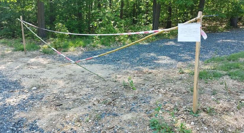 Azbesztszennyezés: vasi erdészeti területekre is került a fertőzött kőzúzalékból!
