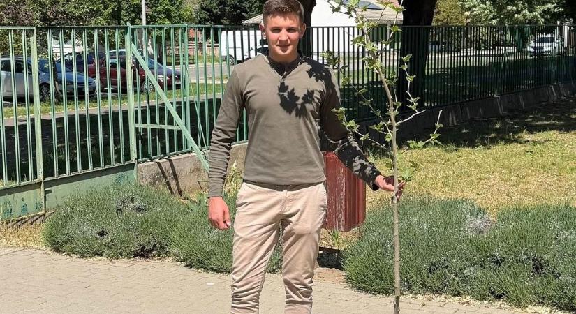 Megható felajánlást tett a szolnoki fiatal – ezt vitte a gyerekeknek ajándékba