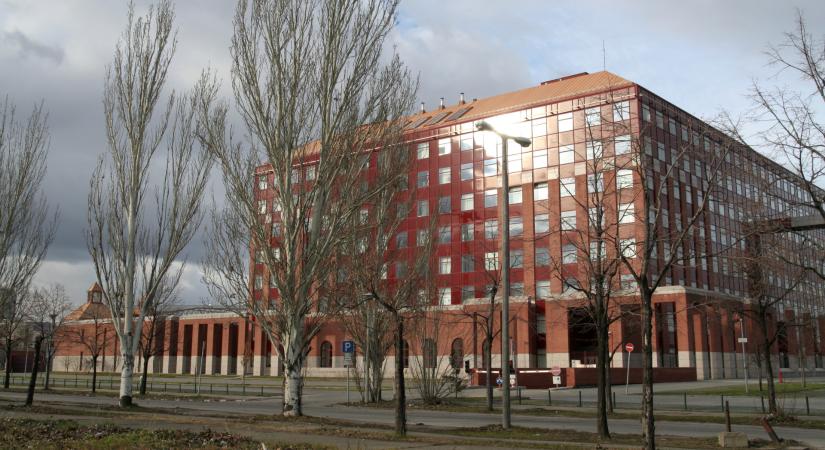 A kutatóközpontok jövőjéről szavaz az ELTE