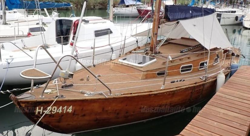 Elképesztő veterán kincsek a Balaton partján: potom pénzért kínálják a csodaszép, régi fahajókat