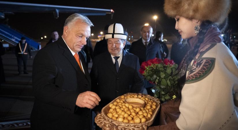 Hangzatos jelszó maradt csak a türk testvériség