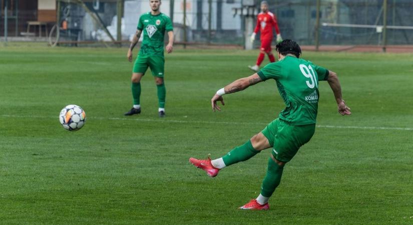 Veretlen szériával érkezik a Komárom a bajnok Gyirmót otthonába