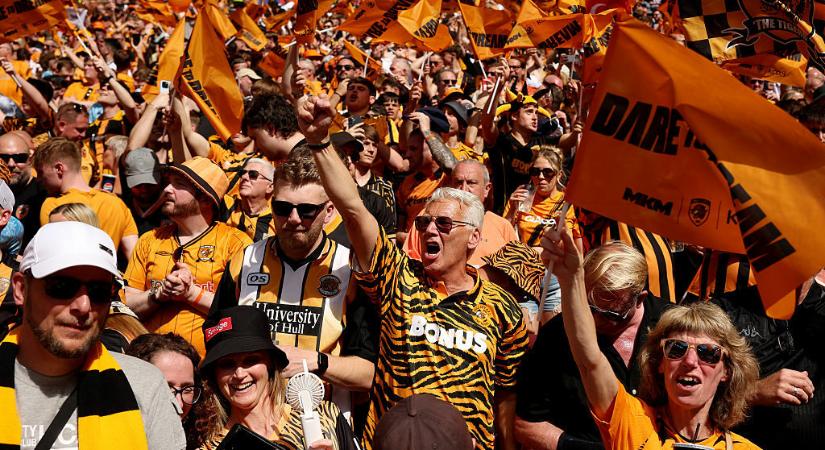 Egy drámai gól döntött: tíz év után feljutott a Hull City