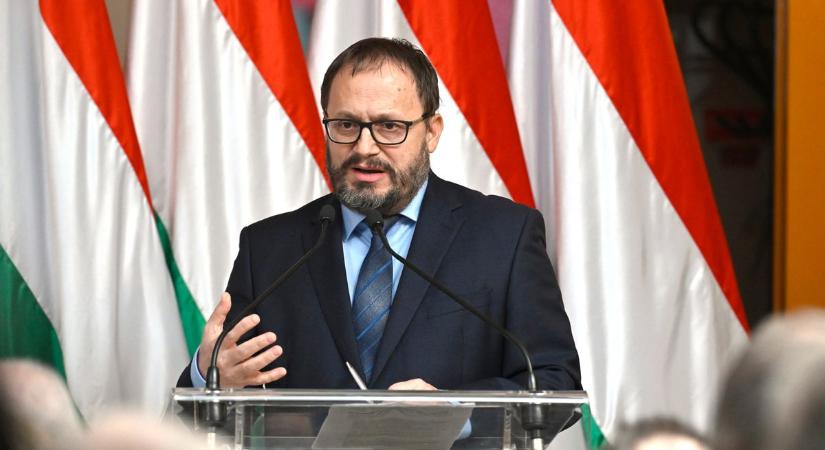 Kármán András Görögország példáját követné