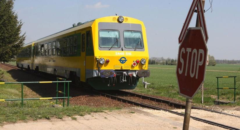 Rendkívüli közlekedési helyzet: két vonat sem indul el