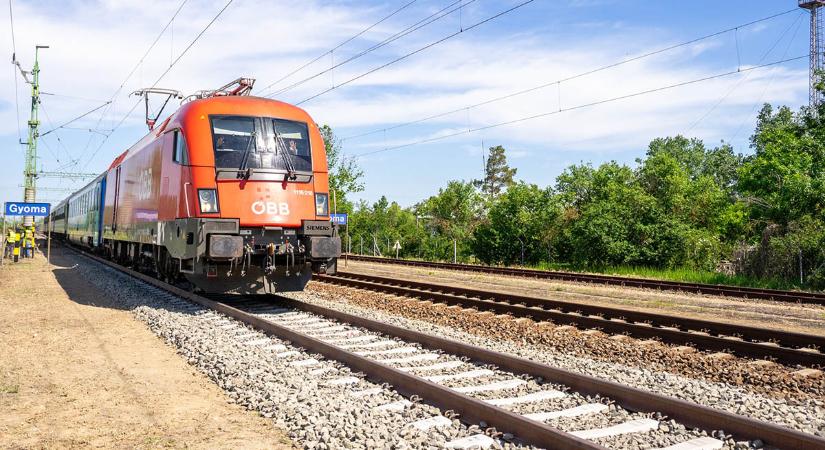 Befejeződött a pálya helyreállítása Gyománál