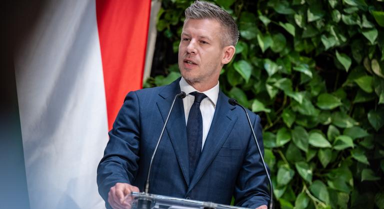 Magyar Péter elárulta, mekkora lesz a fizetése kormányfőként