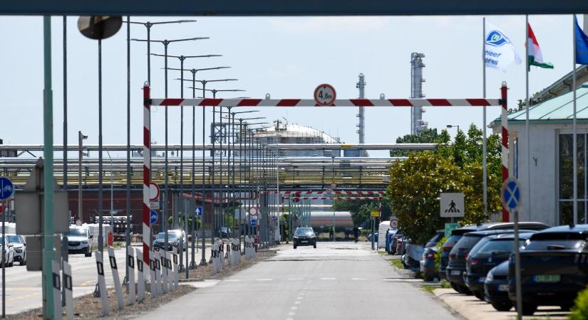 Vizsgálóbizottságot állított fel a Mol a tiszaújvárosi halálos robbanás körülményeinek kivizsgálására