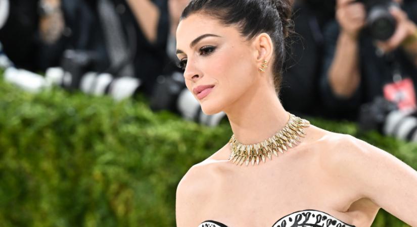 Évekig titokban tartotta: Anna Hathaway egészségügyi küzdelmeiről vallott