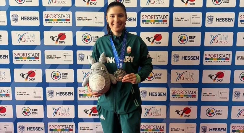 Karate Eb: magyar ezüst és bronz a parakaratésoknál