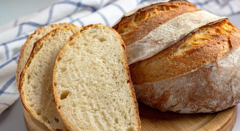 Kenyér tárolása: így marad tovább friss és nem penészedik be
