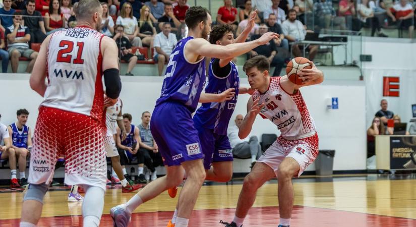 10 pontos OSE Lions győzelem – marad az NB I-es kosárlabda Oroszlányban!