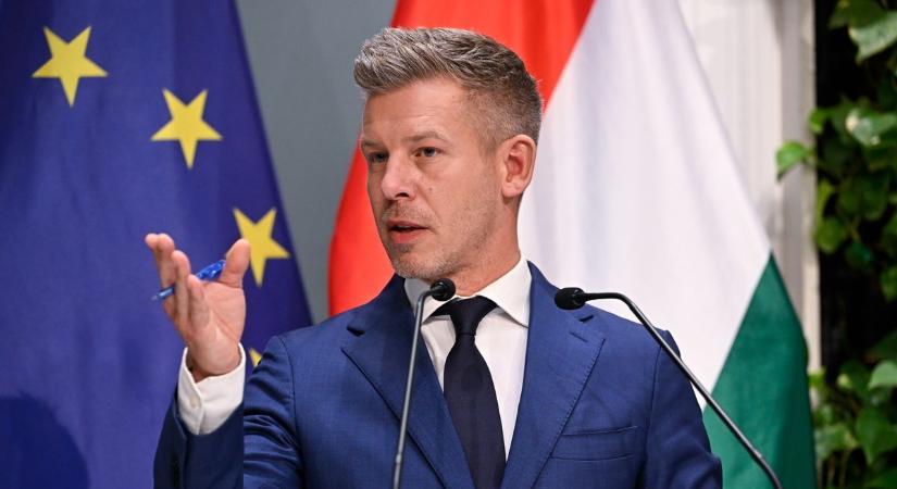 Megszólalt Magyar Péter: százezres támogatás, nyugdíjas SZÉP-kártya, fizetéscsökkentés, felülvizsgálják az Orbán-kormány összes vállalását