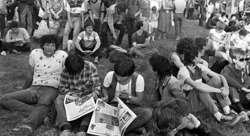 Retró fotókon a ruhadivat a '60-astól a '80-as évekig - így öltözködtünk anno