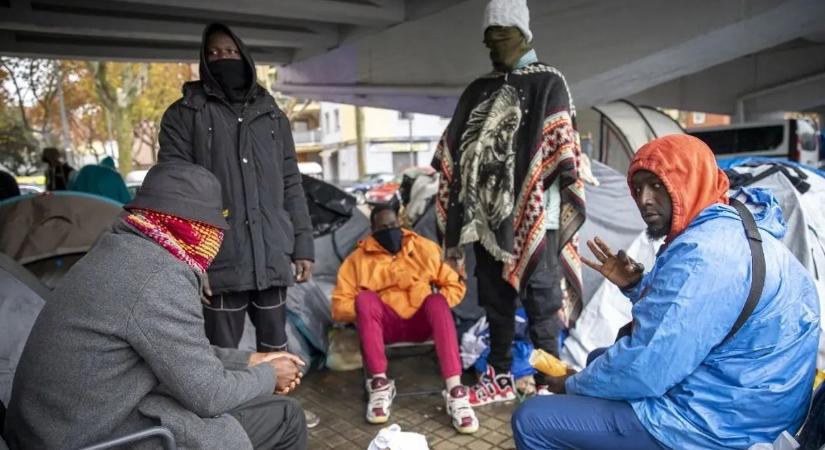 Migránsok erőszakoltak meg egy kiskorút, sokkolót is használtak