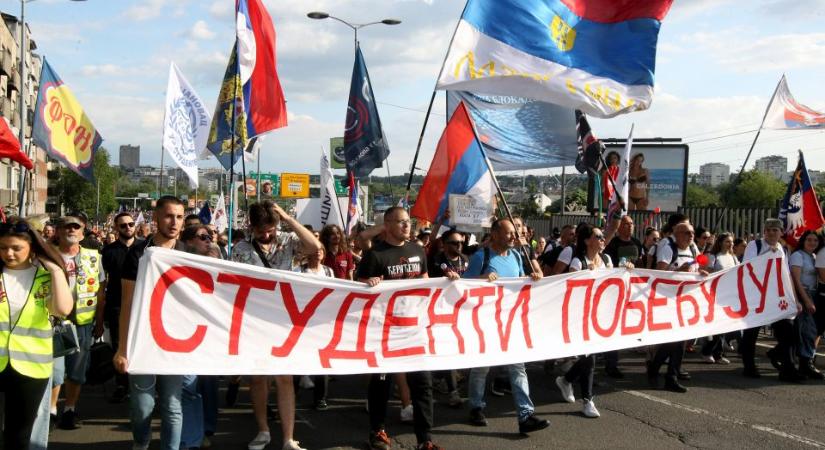 Egyetemisták: Vagy Szerbia, vagy a maffia