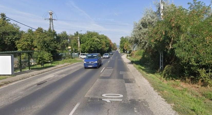 Fontos változás a 10-es főúton: félpályás útlezárás nehezíti a közlekedést