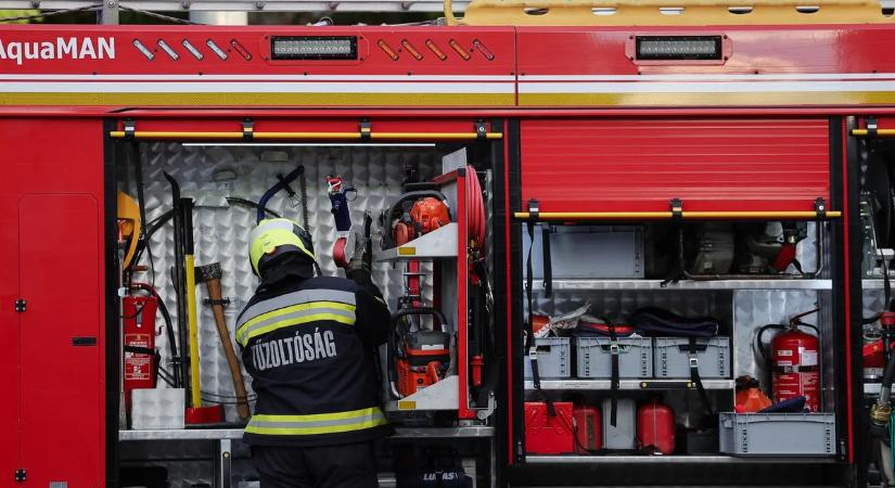 Sziréna hangja törte meg a csendet: rohantak menteni