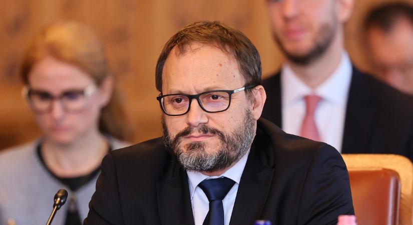 Budapestre hívta az Eurogroup elnökét a pénzügyminiszter