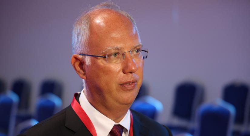 Megszólalt orosz elnöki különmegbízott: „a világnak békére van szüksége”