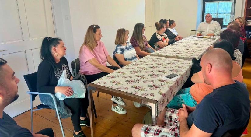 Nevelőszülői képzés indult Tiszaszentimrén