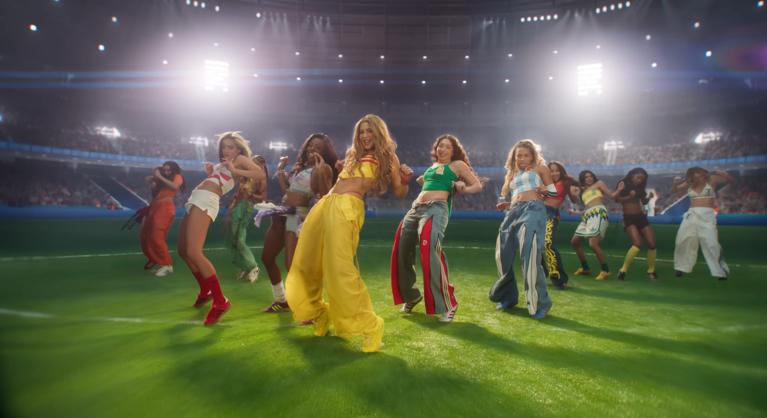 Kijött a futball-vb hivatalos videója, Shakira közel az ötvenhez szexibb, mint valaha