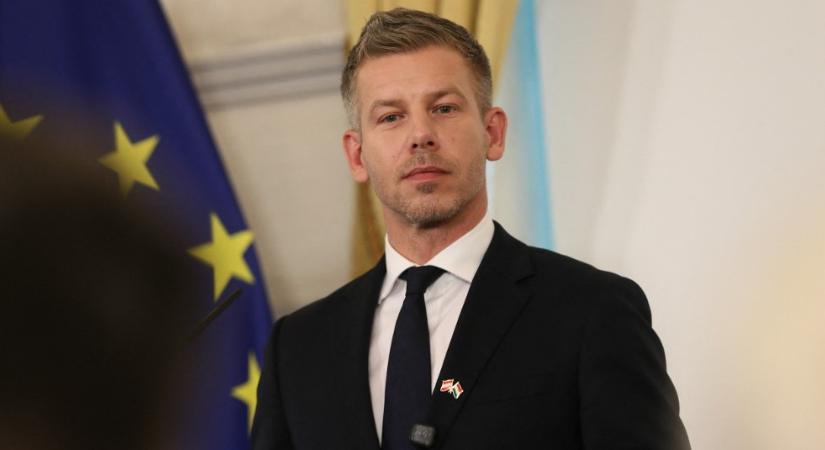 Magyar Péter: érkezik a nyugdíjasoknak szánt SZÉP-kártya, és az iskolakezdési támogatás