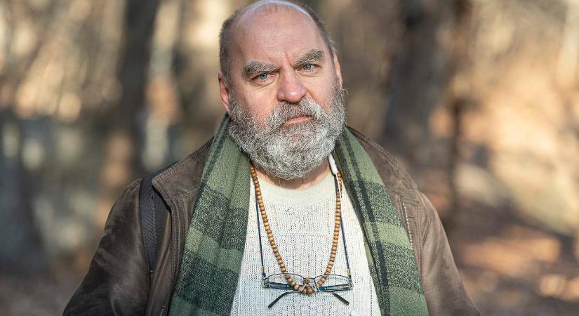 Knausz Imre oktatáskutató: Az oktatás szépen beleillik a tudatlanság újratermelésének folyamatába